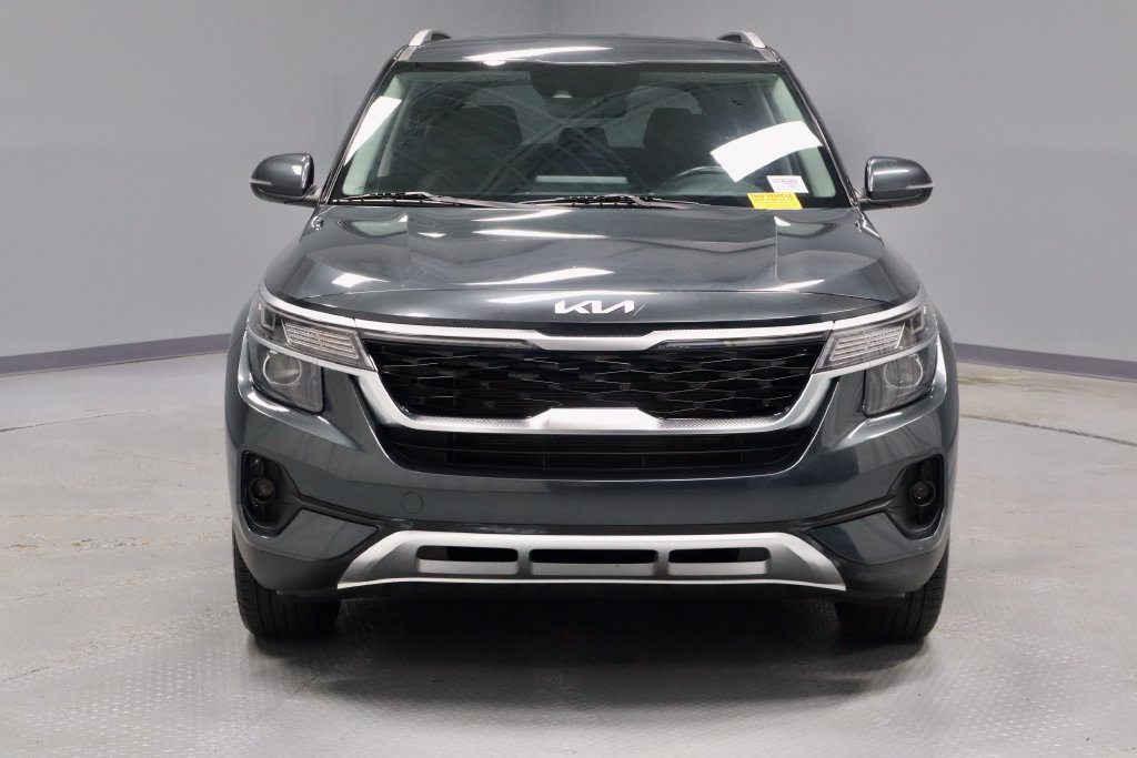 Used 2023 Kia Seltos S w/ Navigation Package AWD/4WD image 6