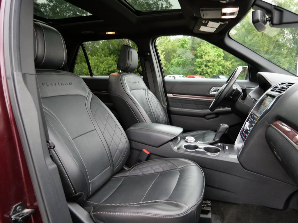 Certified 2018 Ford Explorer Platinum AWD/4WD image 12