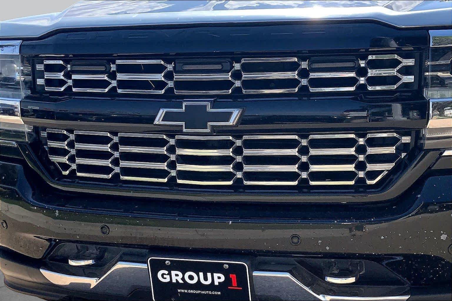 Used 2018 Chevrolet Silverado 1500 High Country AWD/4WD image 30