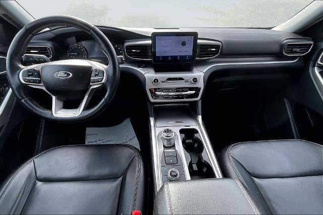 Certified 2023 Ford Explorer XLT w/ Equipment Group 202A image 15