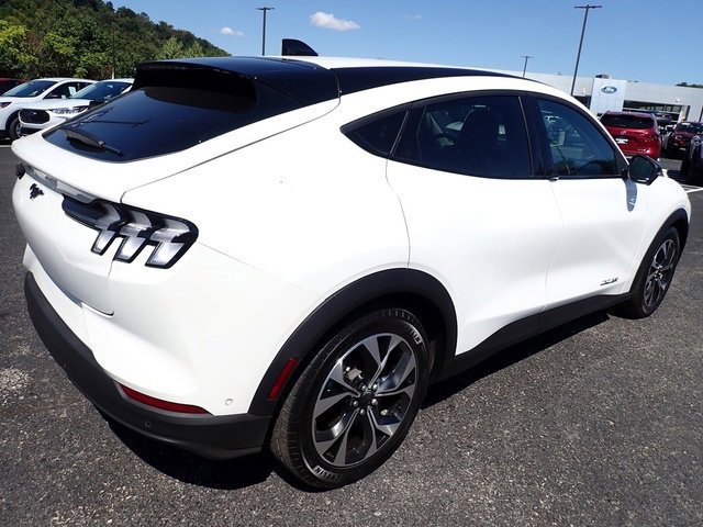 Certified 2024 Ford Mustang Mach-E Select w/ Comfort Package Lite image 4