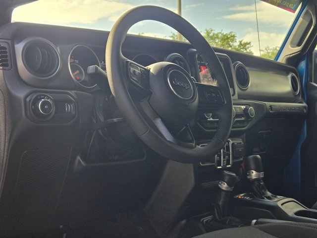 Used 2023 Jeep Wrangler Unlimited Sport AWD/4WD image 16