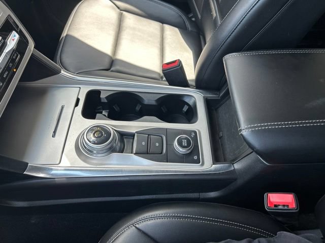 Certified 2022 Ford Explorer XLT w/ Equipment Group 202A AWD/4WD image 22