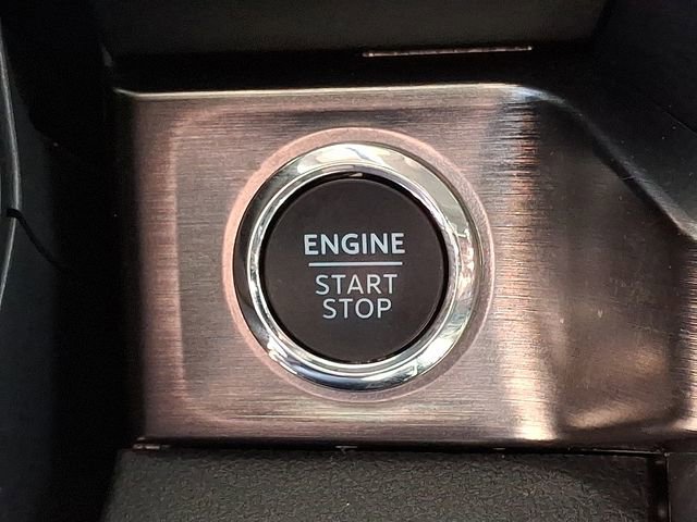Certified 2023 Ford F250 Lariat w/ Sport Appearance Package AWD/4WD image 23
