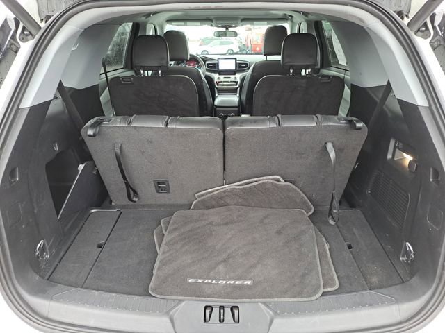 Certified 2023 Ford Explorer XLT w/ Equipment Group 202A AWD/4WD image 29