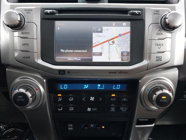 Used 2017 Toyota 4Runner Limited AWD/4WD image 19