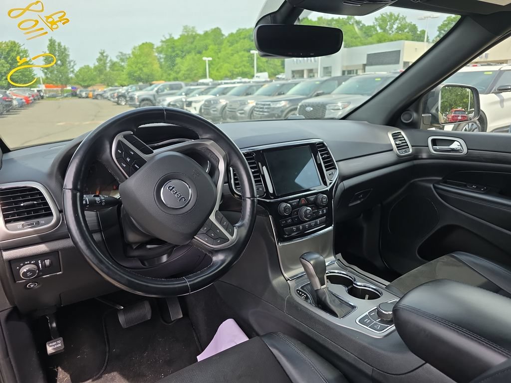 Used 2022 Jeep Grand Cherokee Laredo X AWD/4WD image 19