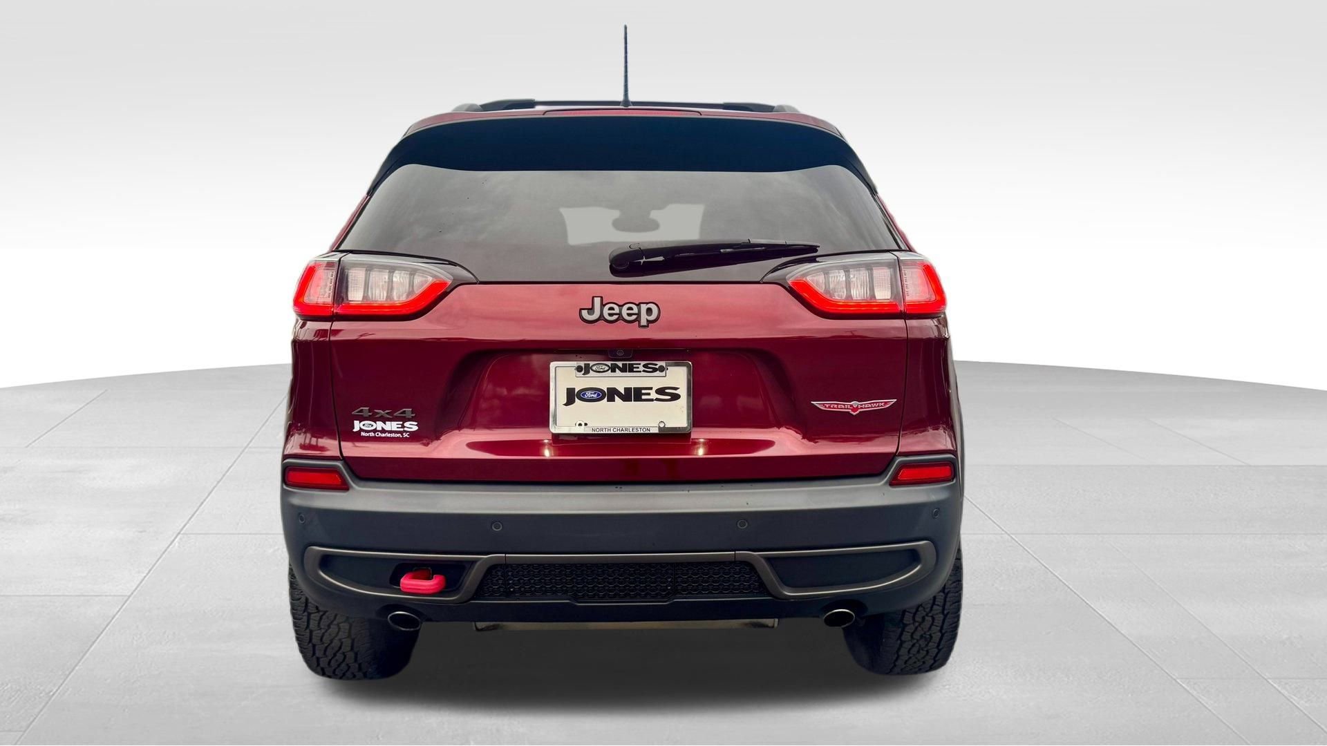 Used 2019 Jeep Cherokee Trailhawk w/ Cold Weather Group image 13