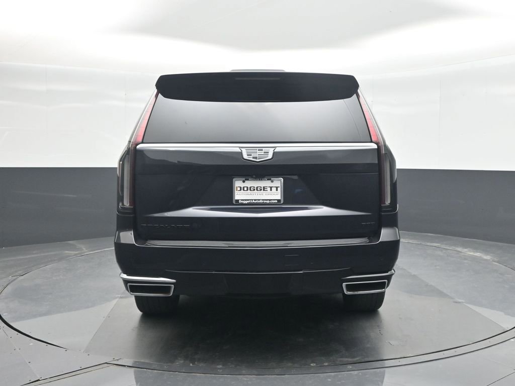 Used 2023 Cadillac Escalade ESV Premium Luxury image 5