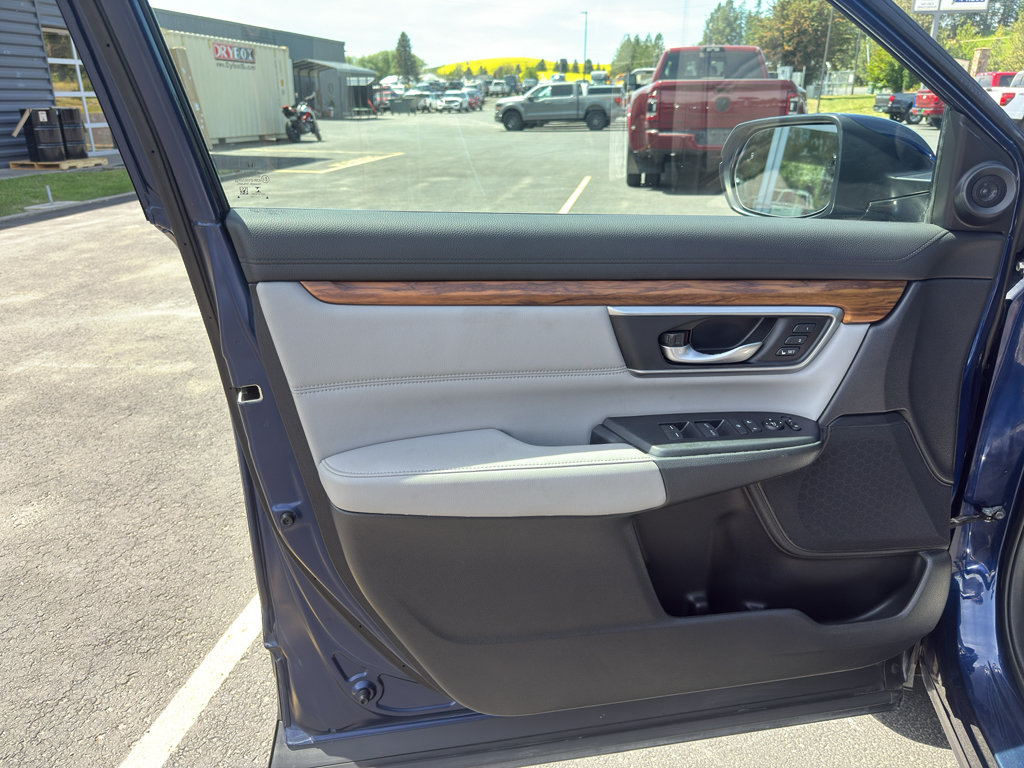Used 2019 Honda CR-V Touring image 13