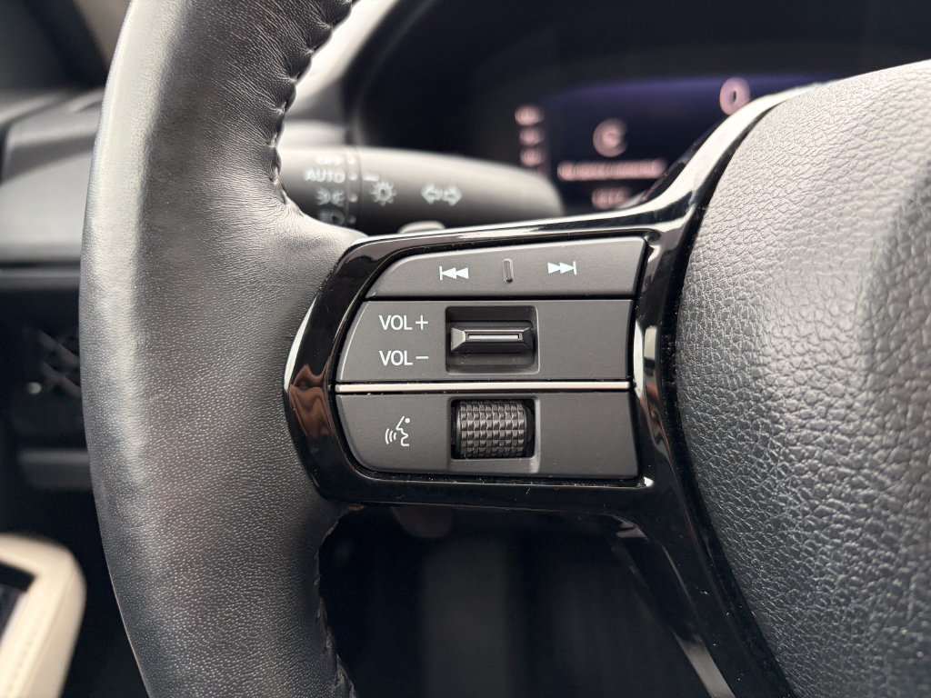 Used 2025 Honda Accord Touring image 26