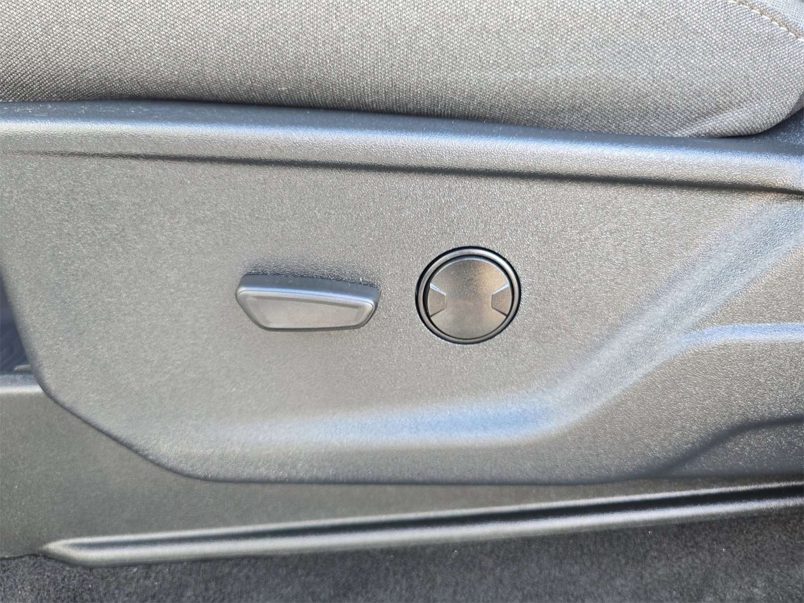 Certified 2025 Ford F150 Lightning XLT image 15