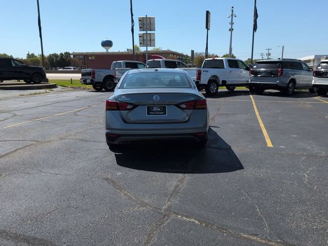 Used 2022 Nissan Altima 2.5 SV FWD image 6