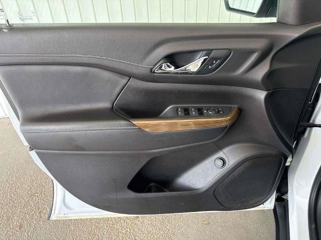 Used 2021 GMC Acadia SLE w/ Driver Convenience Package FWD image 20