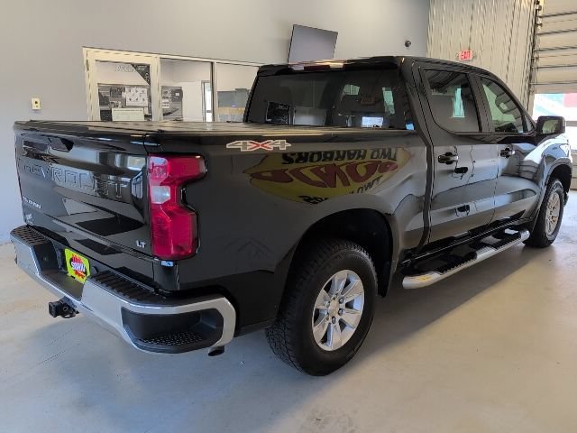 Used 2022 Chevrolet Silverado 1500 LT w/ Fleet Comfort Package AWD/4WD image 4