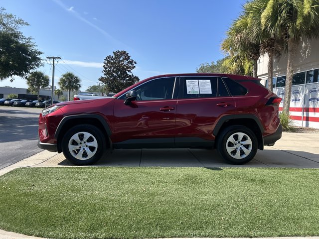 Used 2025 Toyota RAV4 LE FWD image 7