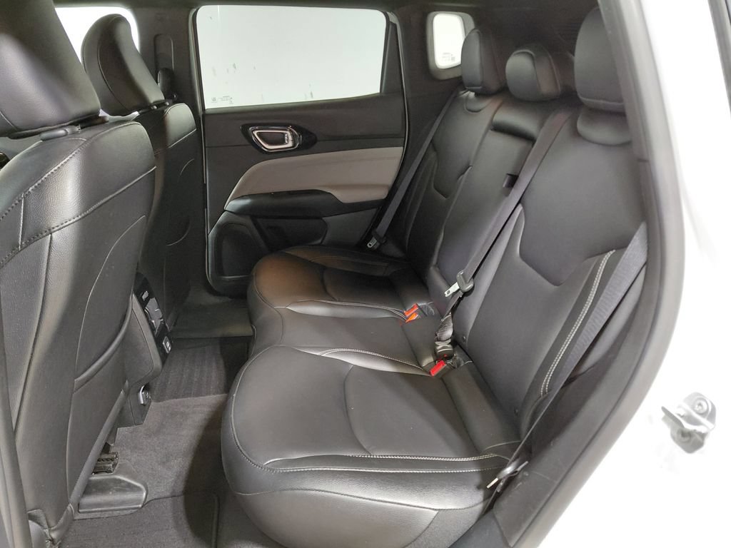 Used 2025 Jeep Compass Limited AWD/4WD image 40