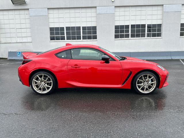 Used 2026 Toyota GR86 Premium w/ ALL Weather Mat Package (TMS) image 7