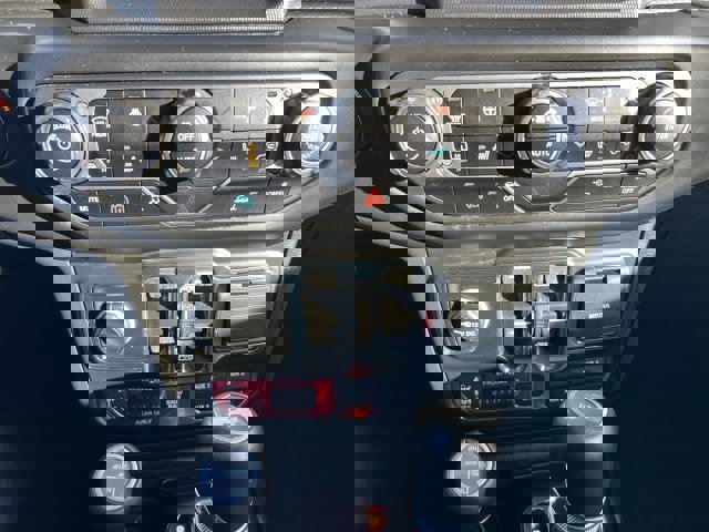 Used 2021 Jeep Wrangler Unlimited Rubicon 4xe w/ Cold Weather Group image 14