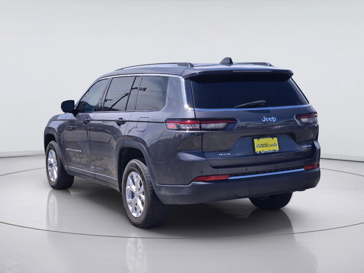 Used 2023 Jeep Grand Cherokee L Limited AWD/4WD image 6