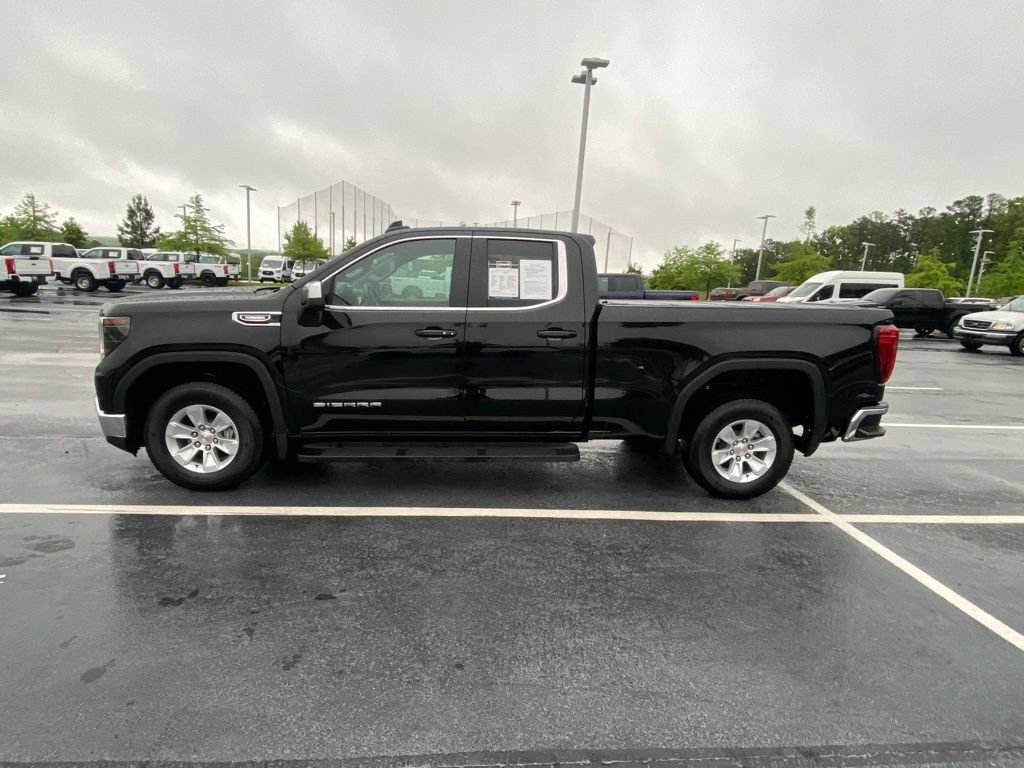 Used 2024 GMC Sierra 1500 SLE RWD image 4