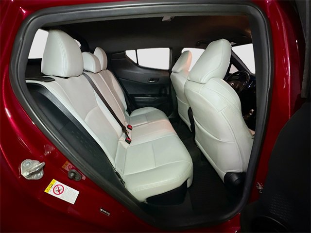 Used 2018 Toyota C-HR XLE image 34