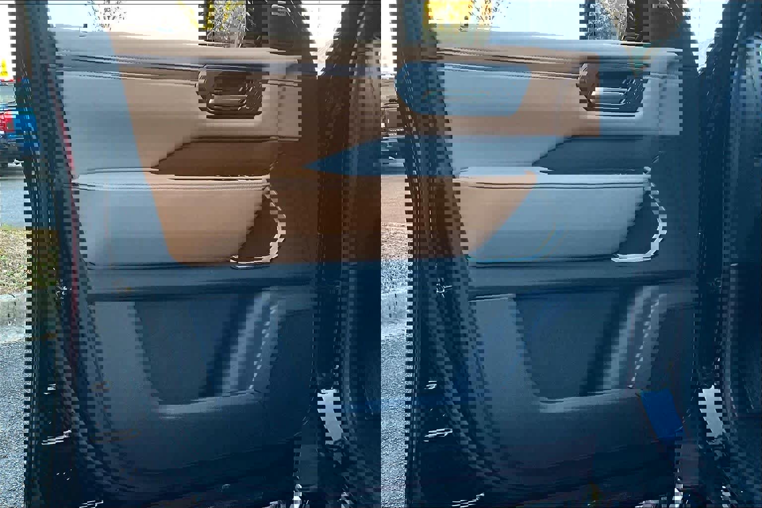 Used 2025 Nissan Armada Platinum Reserve image 21