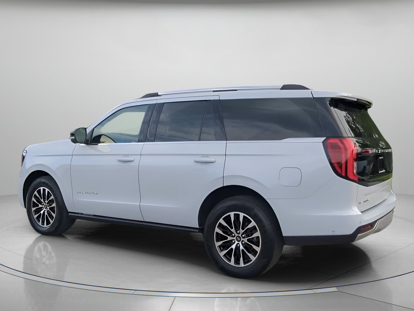 Certified 2025 Ford Expedition Platinum AWD/4WD image 19