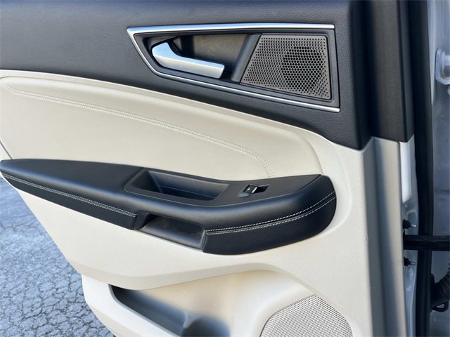 Certified 2023 Ford Edge Titanium w/ Class II Trailer Tow Package image 19