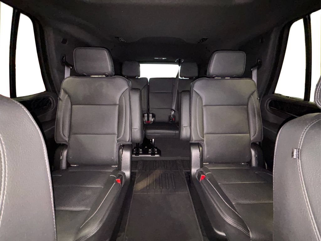 Used 2022 GMC Yukon Denali w/ Denali Premium Package AWD/4WD image 24