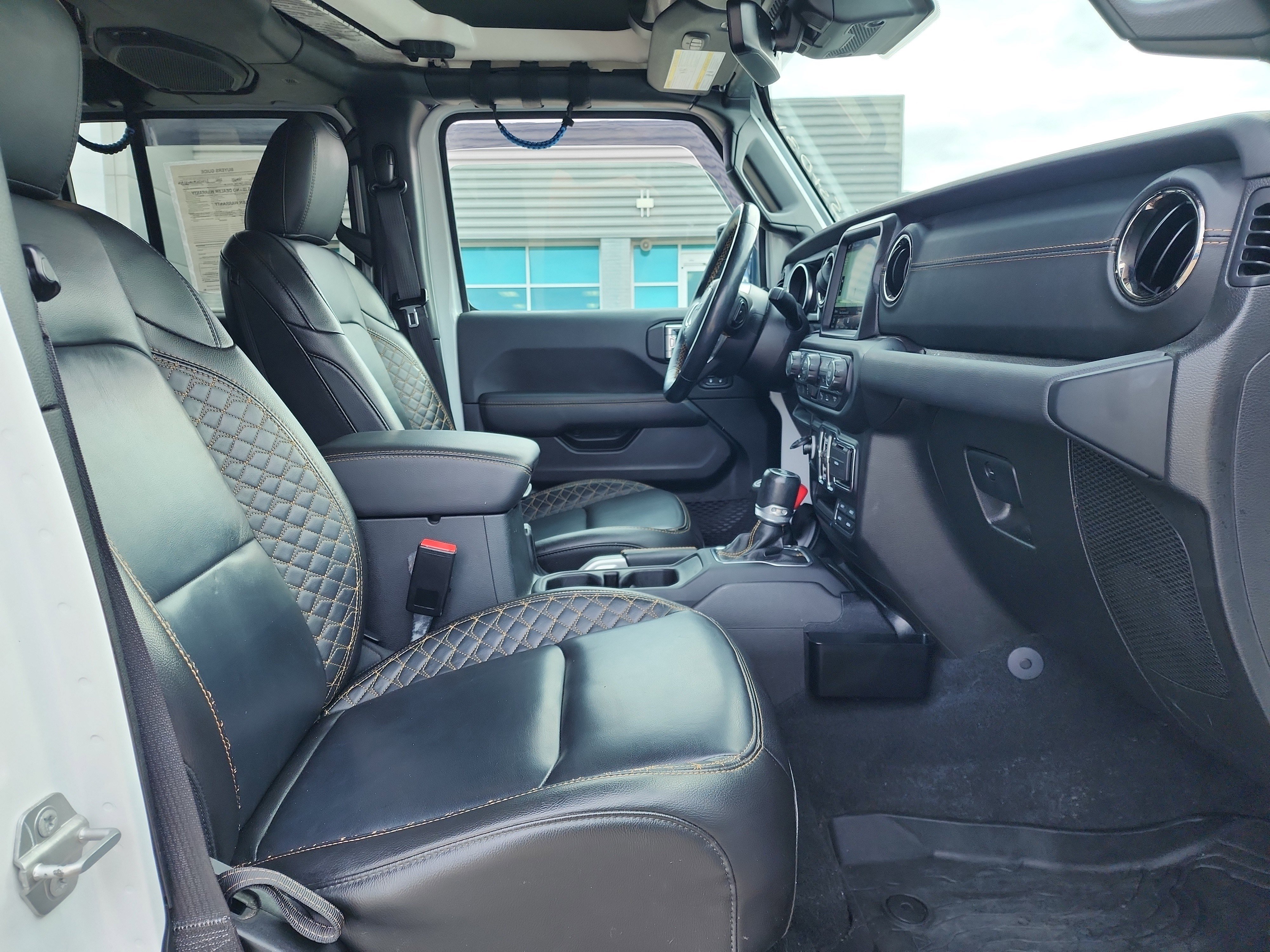 Used 2021 Jeep Wrangler Unlimited Sahara image 15