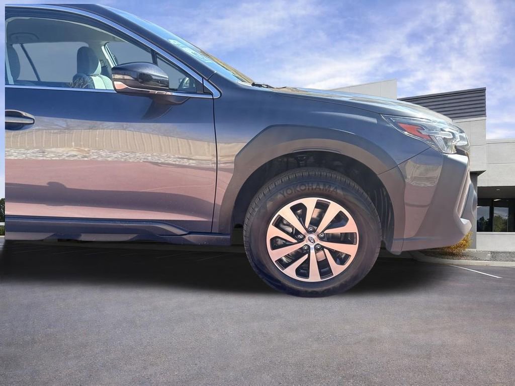 Used 2023 Subaru Outback Premium AWD/4WD image 31