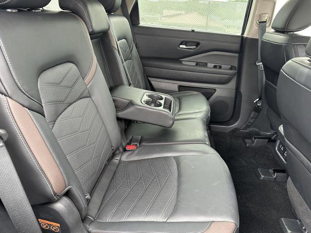 Used 2025 Nissan Pathfinder Platinum w/ Cargo Package FWD image 20