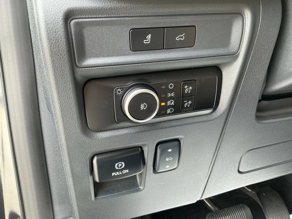 Certified 2024 Ford Expedition Max Limited RWD image 29