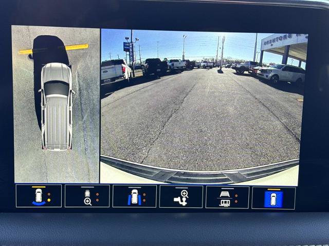 Used 2022 GMC Yukon SLT w/ SLT Premium Package image 27