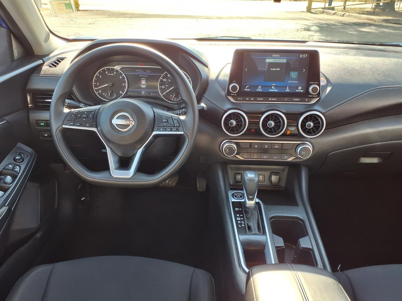 Used 2025 Nissan Sentra SV FWD image 13