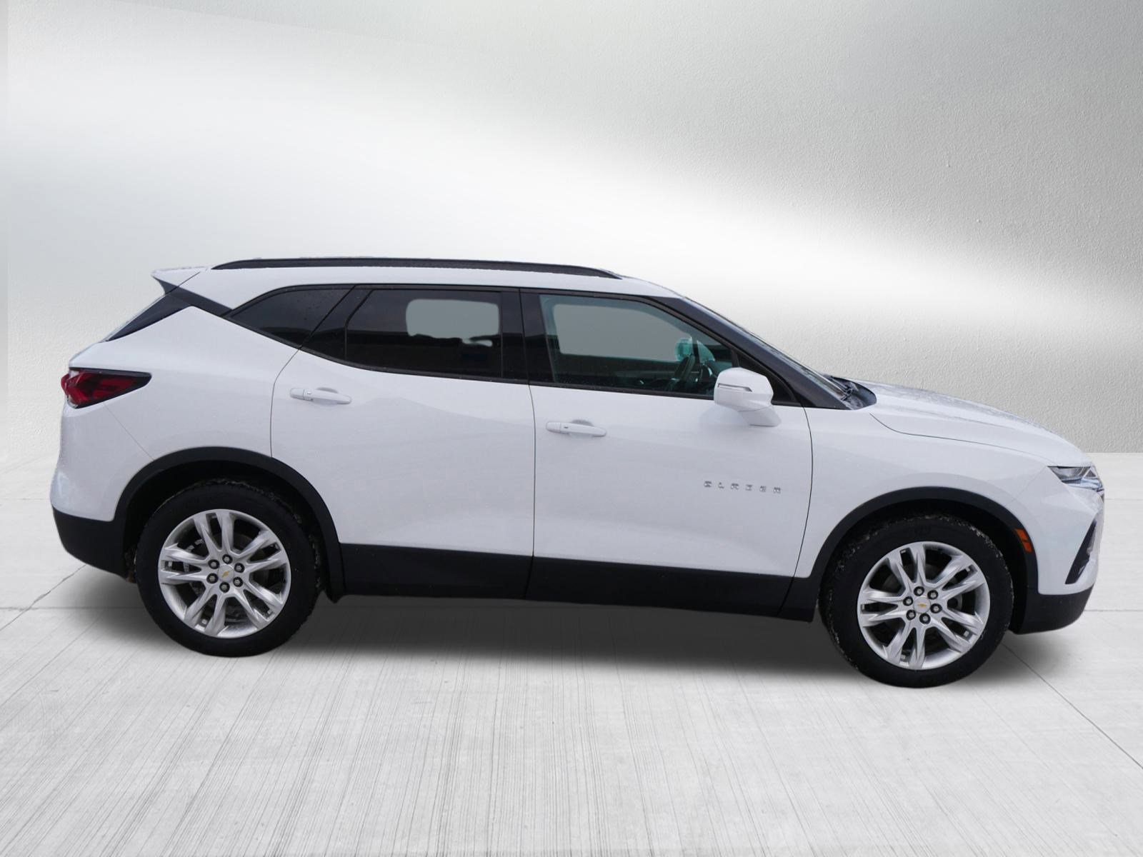 Used 2019 Chevrolet Blazer LT w/ Sun and Wheels Package image 6