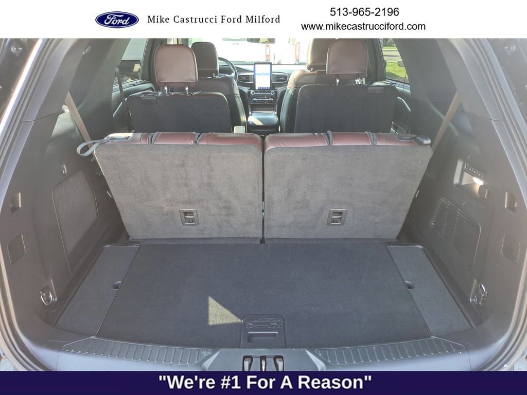 Certified 2022 Ford Explorer Platinum w/ Equipment Group 601A image 27