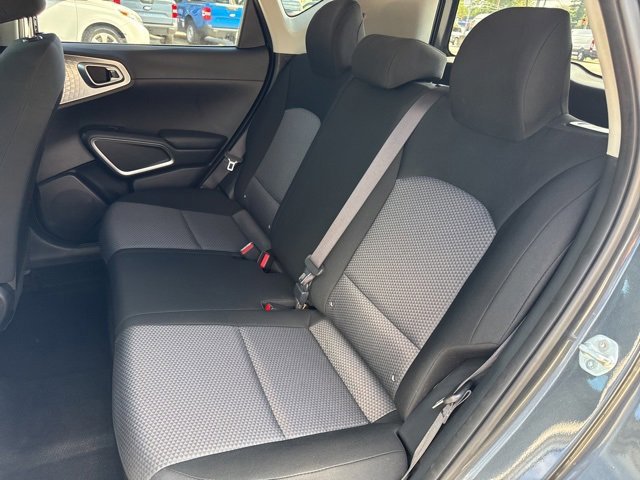 Used 2023 Kia Soul LX w/ LX Technology Package image 21