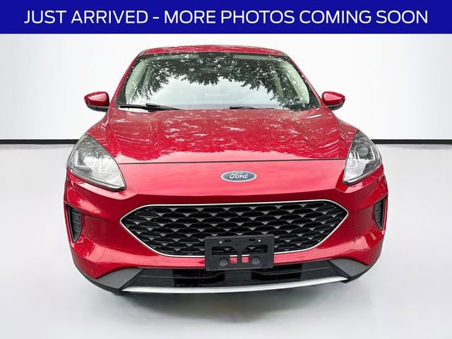 Certified 2020 Ford Escape SE image 8