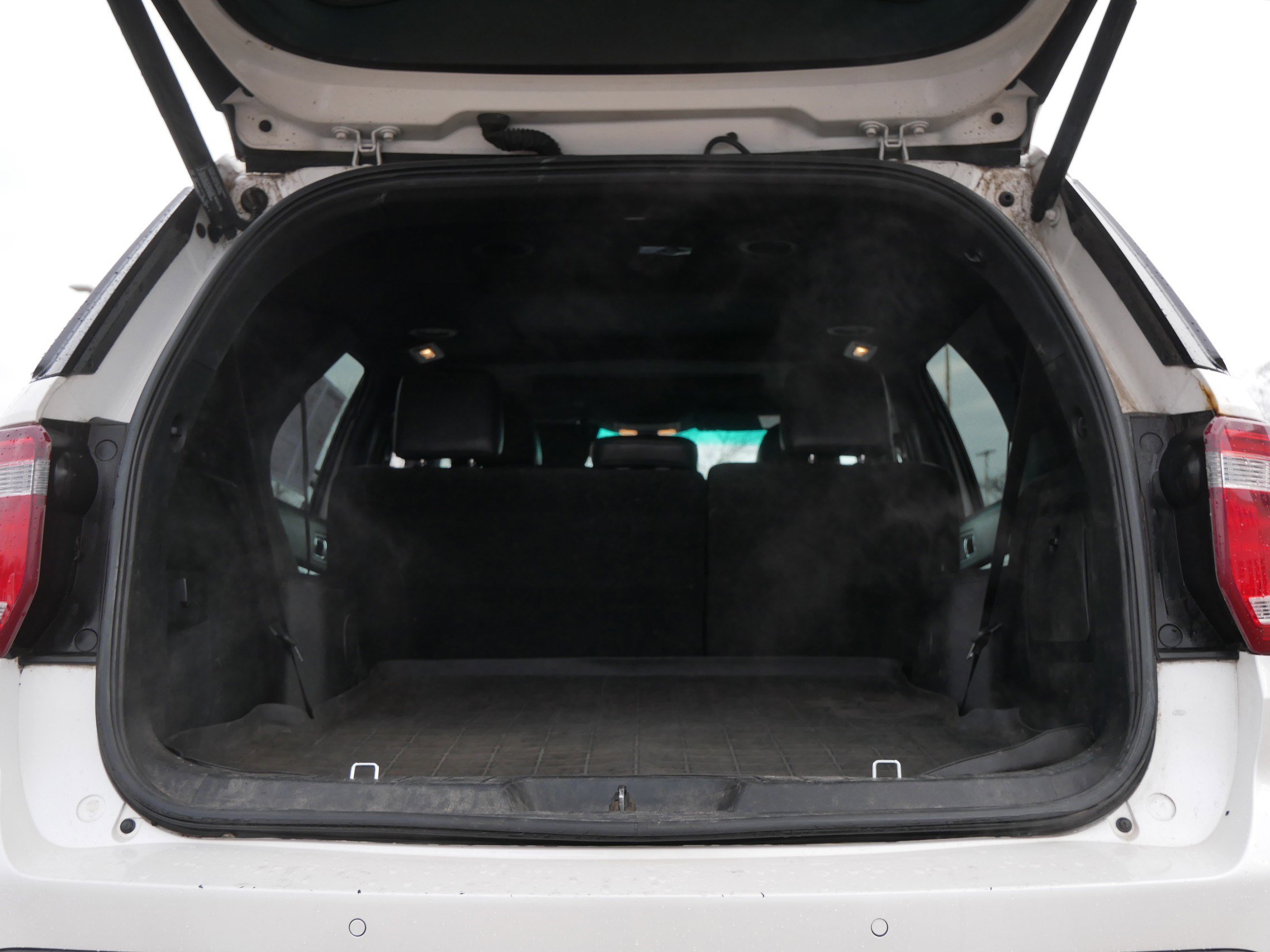 Certified 2017 Ford Explorer XLT w/ Equipment Group 202A image 18