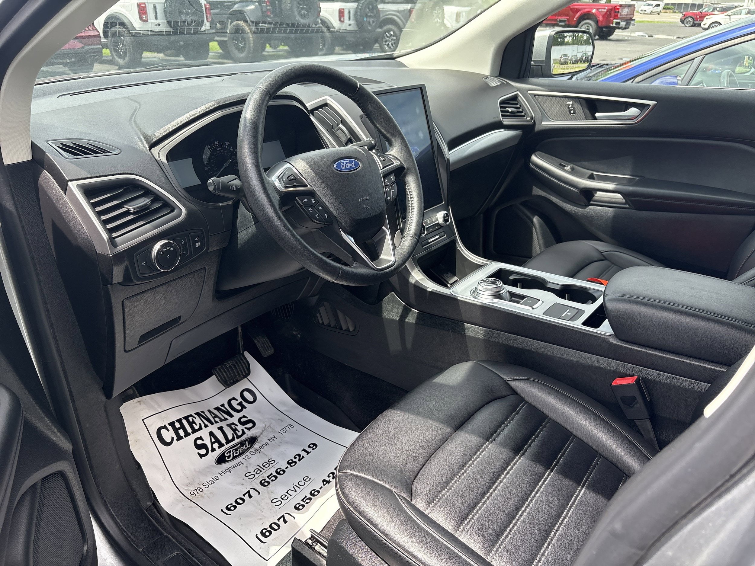 Certified 2022 Ford Edge SEL w/ Convenience Package AWD/4WD image 8