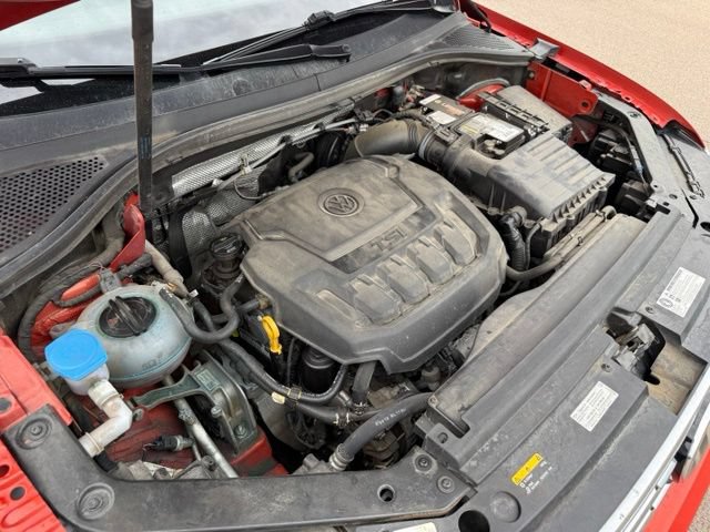 Used 2018 Volkswagen Tiguan SEL Premium FWD image 44