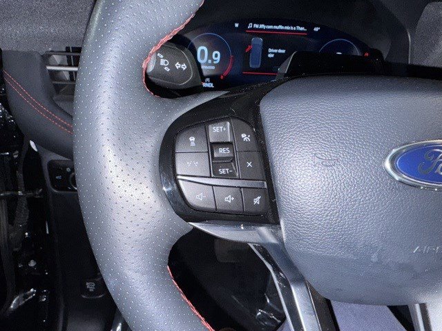 Certified 2025 Ford Explorer ST-Line w/ ST-Line Street Pack image 15