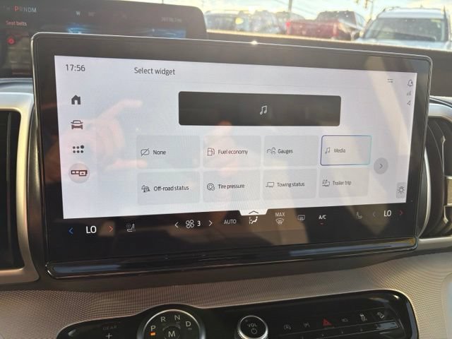 Certified 2025 Ford Expedition Active AWD/4WD image 27