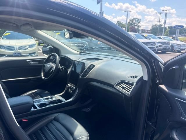 Certified 2022 Ford Edge SEL w/ Convenience Package AWD/4WD image 11