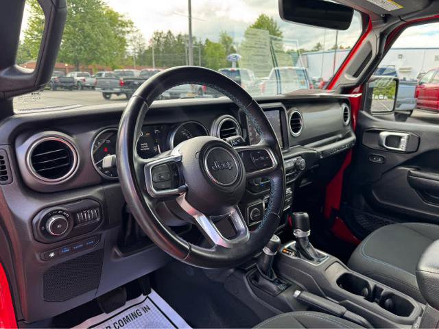 Used 2022 Jeep Wrangler Unlimited Rubicon 4xe AWD/4WD image 16
