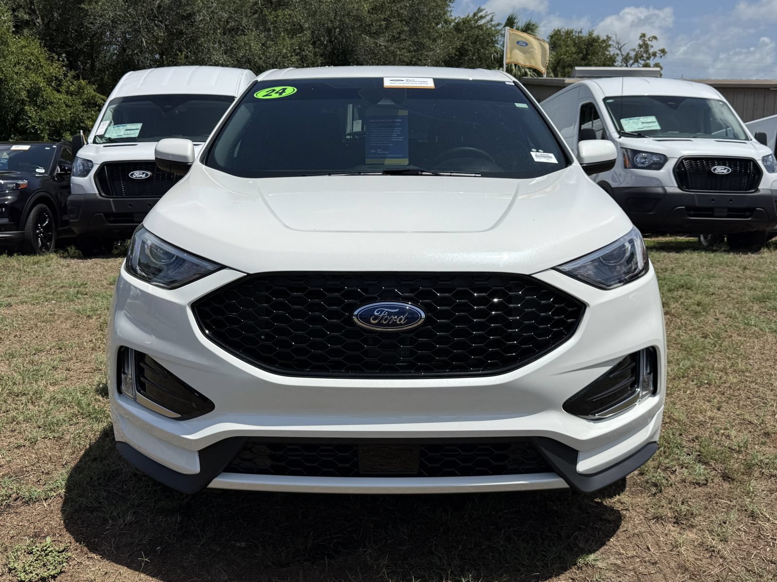 Certified 2024 Ford Edge ST-Line AWD/4WD image 9