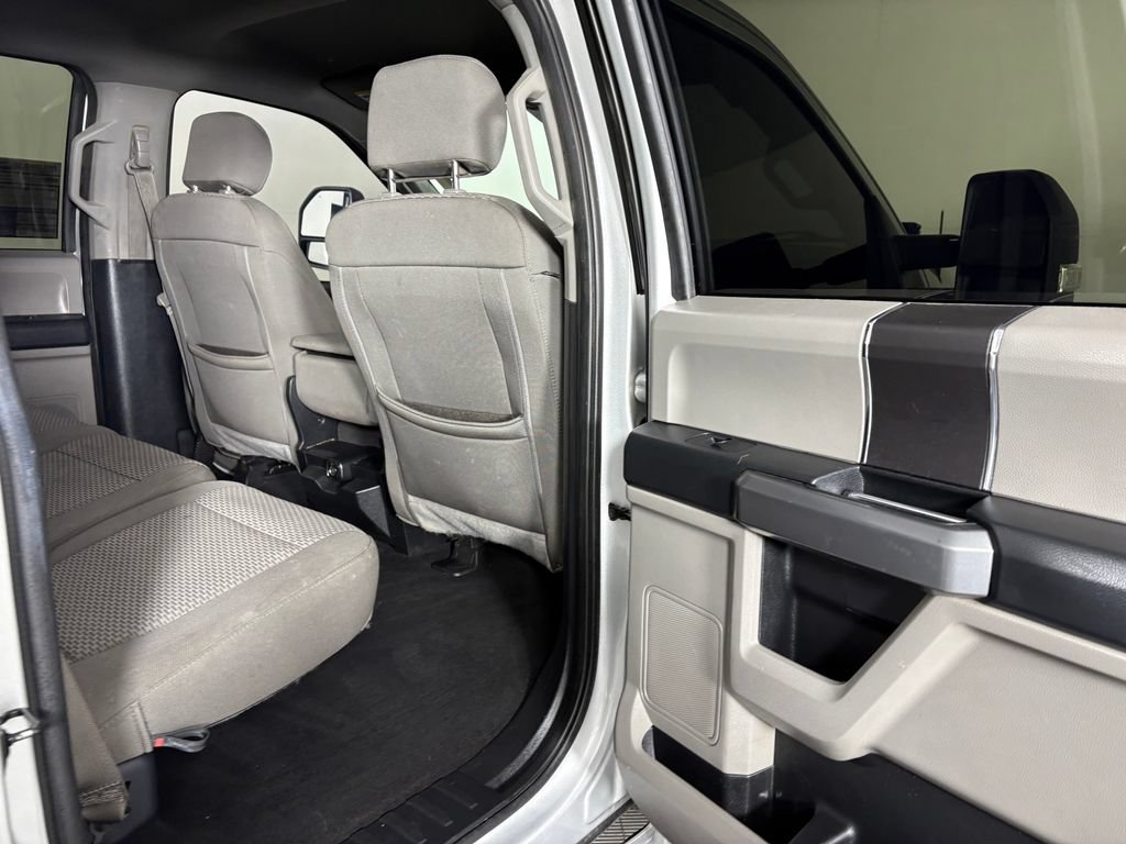 Certified 2019 Ford F150 XLT AWD/4WD image 30