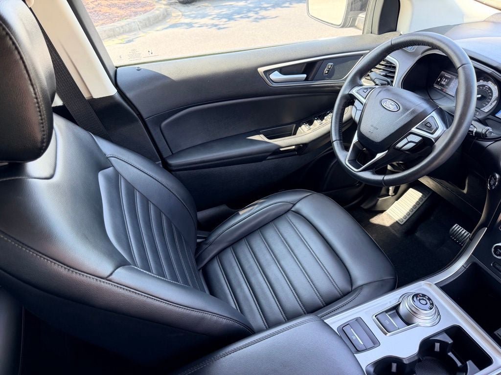 Certified 2024 Ford Edge SEL w/ Convenience Package AWD/4WD image 15
